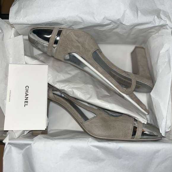 Authentic Chanel Suede Metallic Lambskin Cap Toe CC Slingback Pump size 39 - Picture 3 of 15